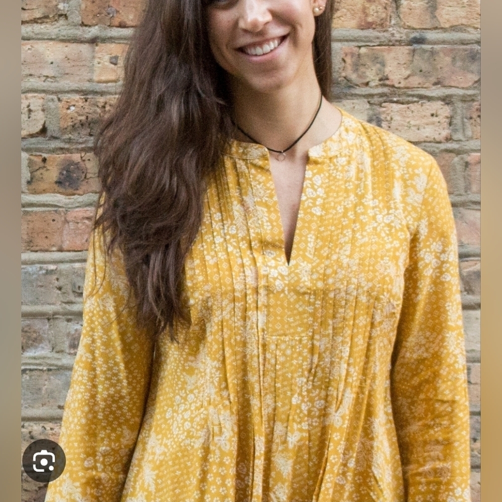Old Navy Patterned Tunic Med - Picture 3 of 6